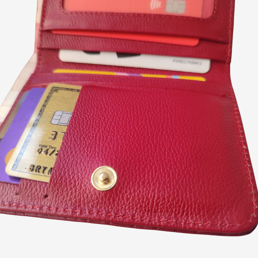Billetera Zafiro en Cuero Rojo