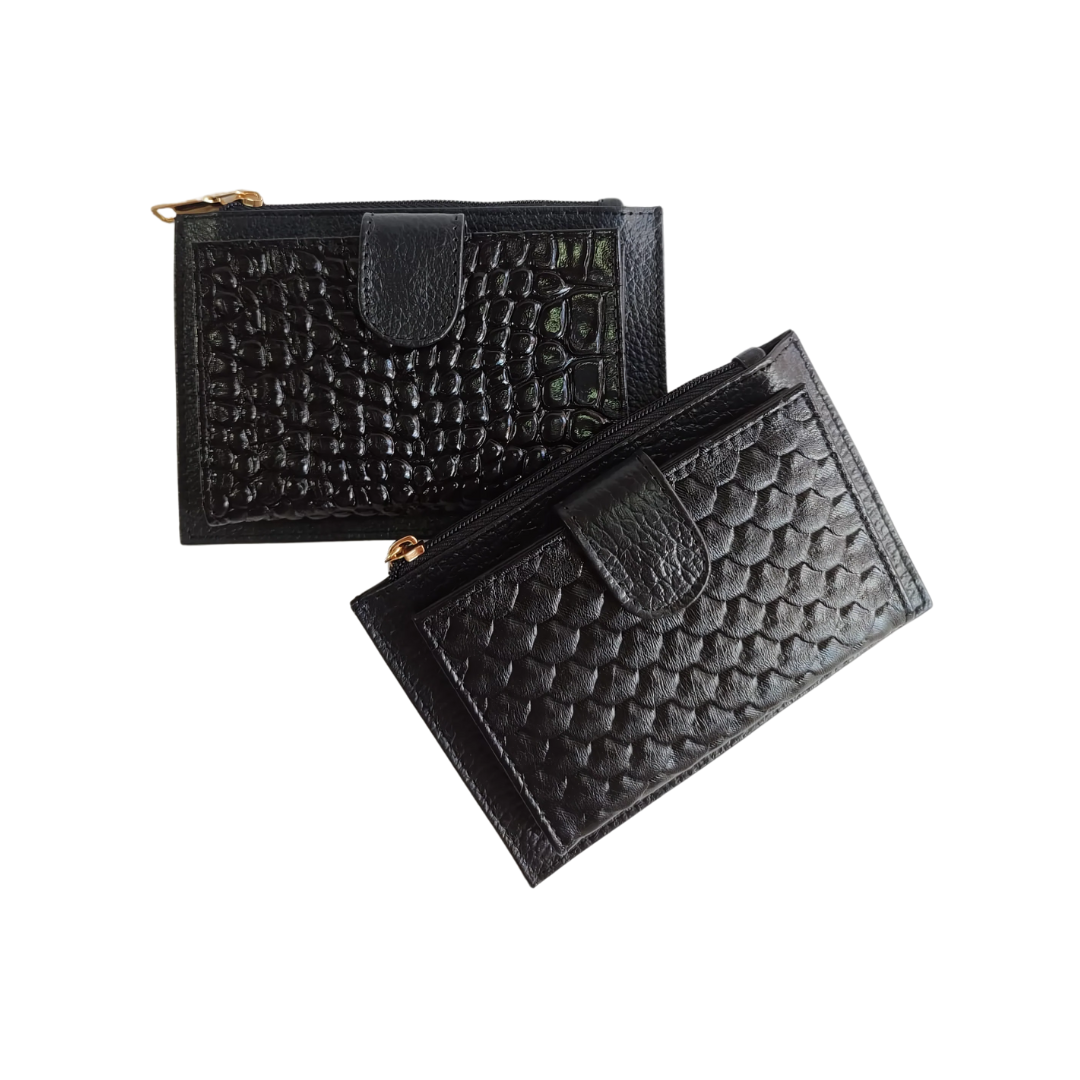 Tarjetero para mujer en cuero con espacio para monedas color negro