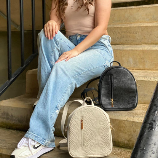 Morral doble función en cuero para mujer color negro y beige
