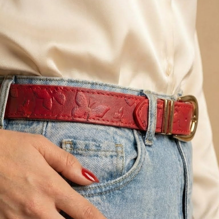 CINTURON MAKKI EN CUERO ROJO MARIPOSA