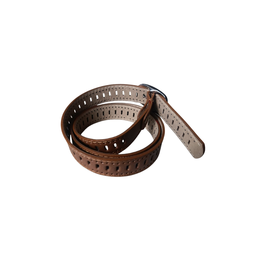 Cinturon miel en cuero para mujer diseño troquelado