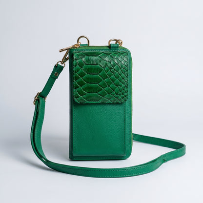 Porta celular Pandora en cuero verde bottega