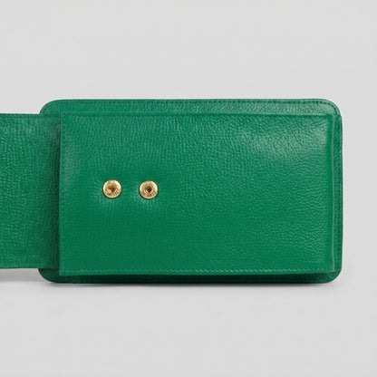 Porta celular Pandora en cuero verde bottega