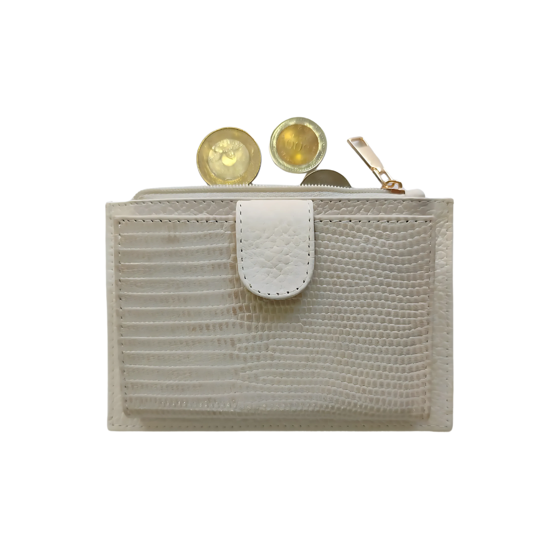 Tarjetero para mujer en cuero con espacio para monedas color Beige